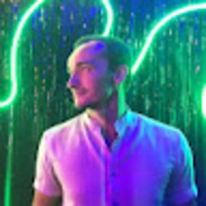 Meet your Posher, Nicholas